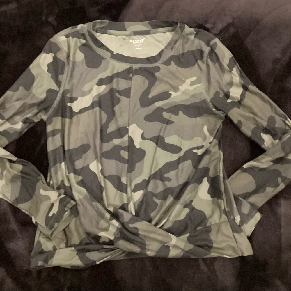 Old Navy Green Camouflage Long Sleeve Top